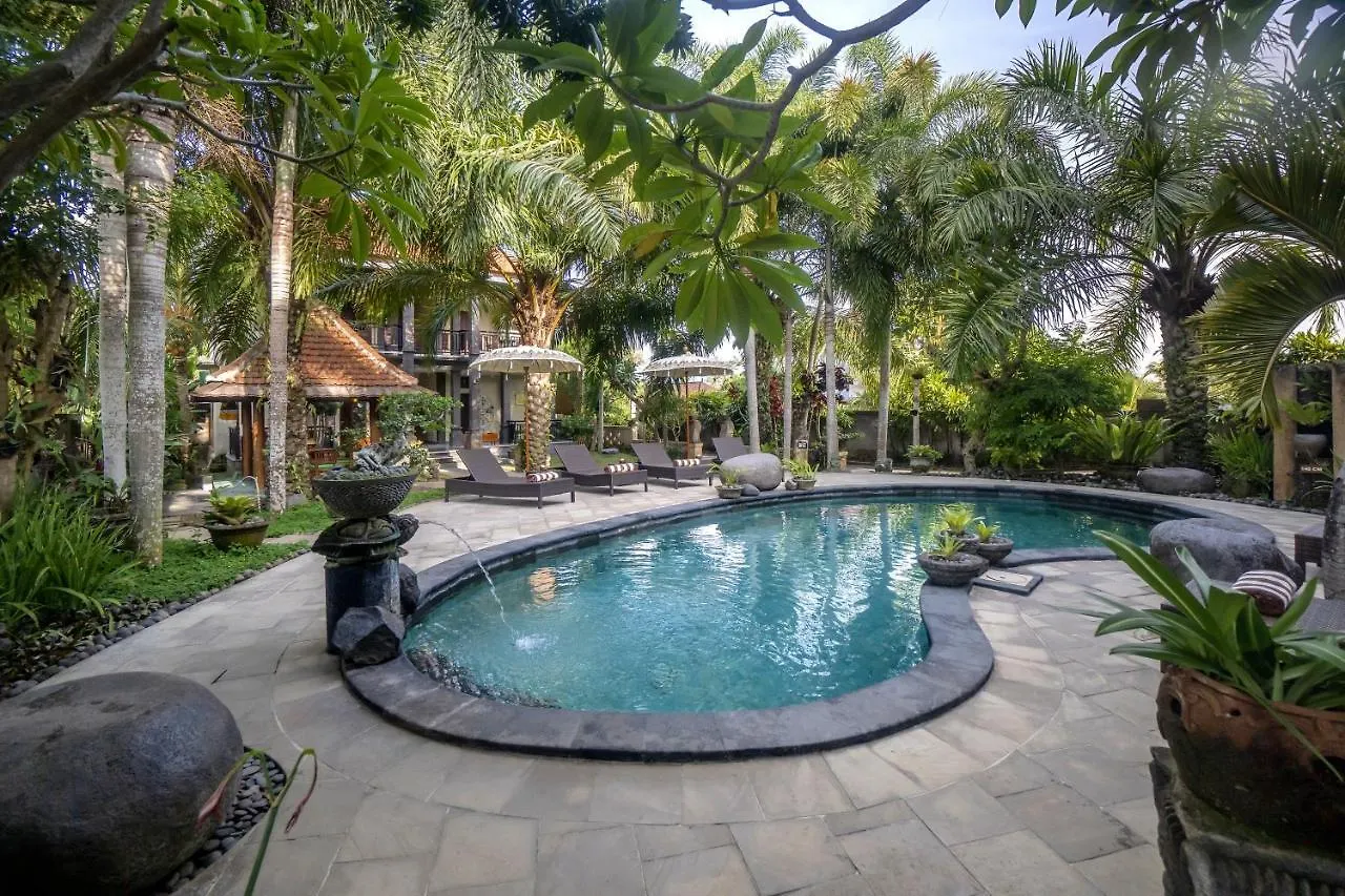 Uma Dana Ubud 3*,